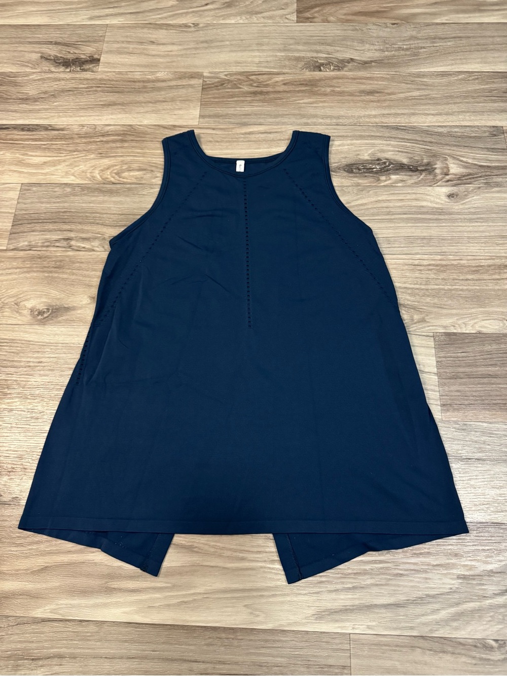 Athleta Women's Foothill Seamless Tank Top in Navy Size Small